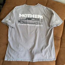 Load image into Gallery viewer, Vintage Y2K Mothers Car Detailing Tee Shirt