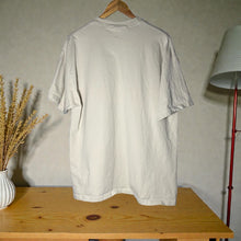 Load image into Gallery viewer, Vintage 1990s 90s Frank Lloyd Wright Fallingwater Museum Architecture Art Tee Shirt