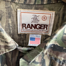 Load image into Gallery viewer, Vintage 90s 1990s Ranger Real Tree Camo Camouflage Hunting Shirt