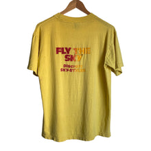 Load image into Gallery viewer, Vintage 80s 1980s Discraft Fly the SkyDisc Golf Disc Sports Tee Shirt