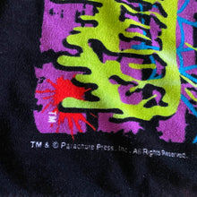 Load image into Gallery viewer, Vintage 90s 1990s R.L. Stine Goosebumps Beach Towel
