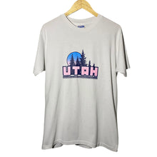 Load image into Gallery viewer, Vintage 90s 1990s Utah Outdoors Forest Single Stitch Tee Shirt